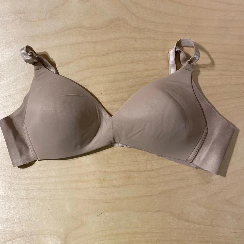 Warner's Smooth Light Brown No Wire Bra 36 A (OQ)